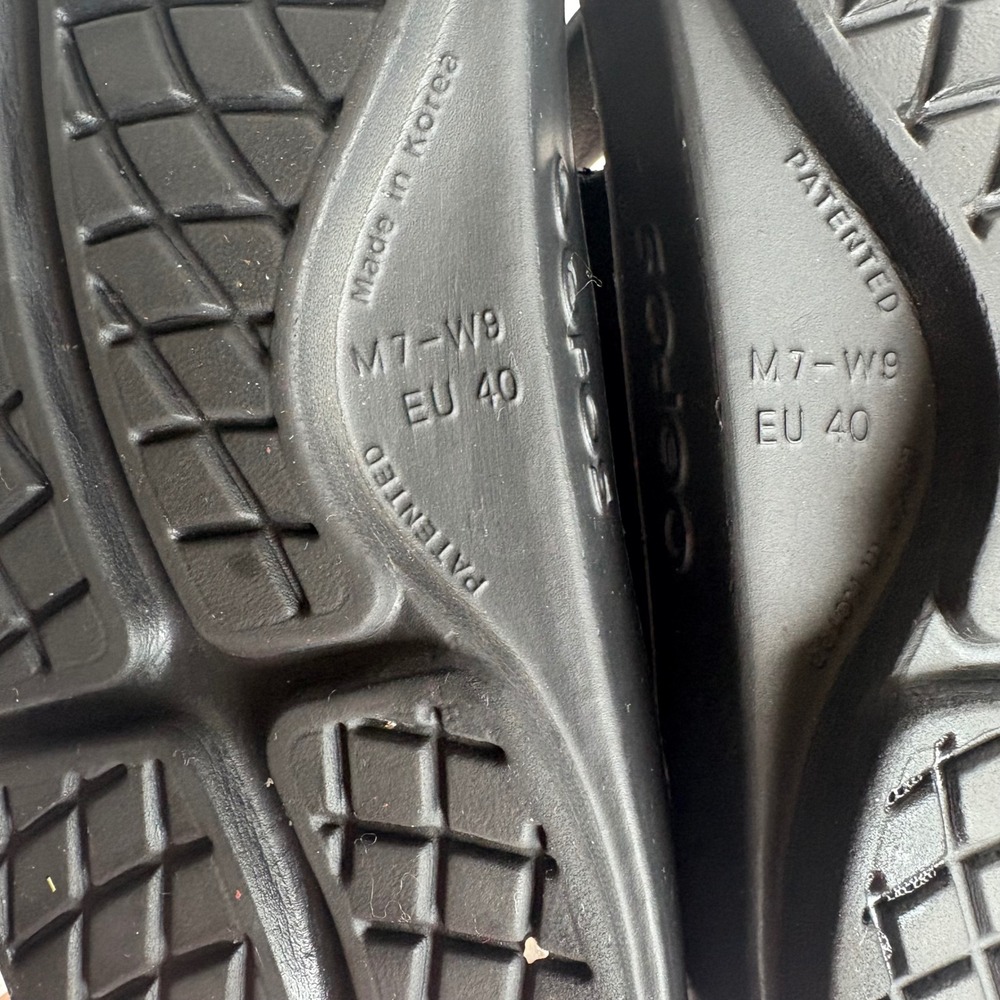 OOFOS Original Recovery Sandals Black Thong Flip Flops Men 7 Women 9 EU 40 - Picture 8 of 8